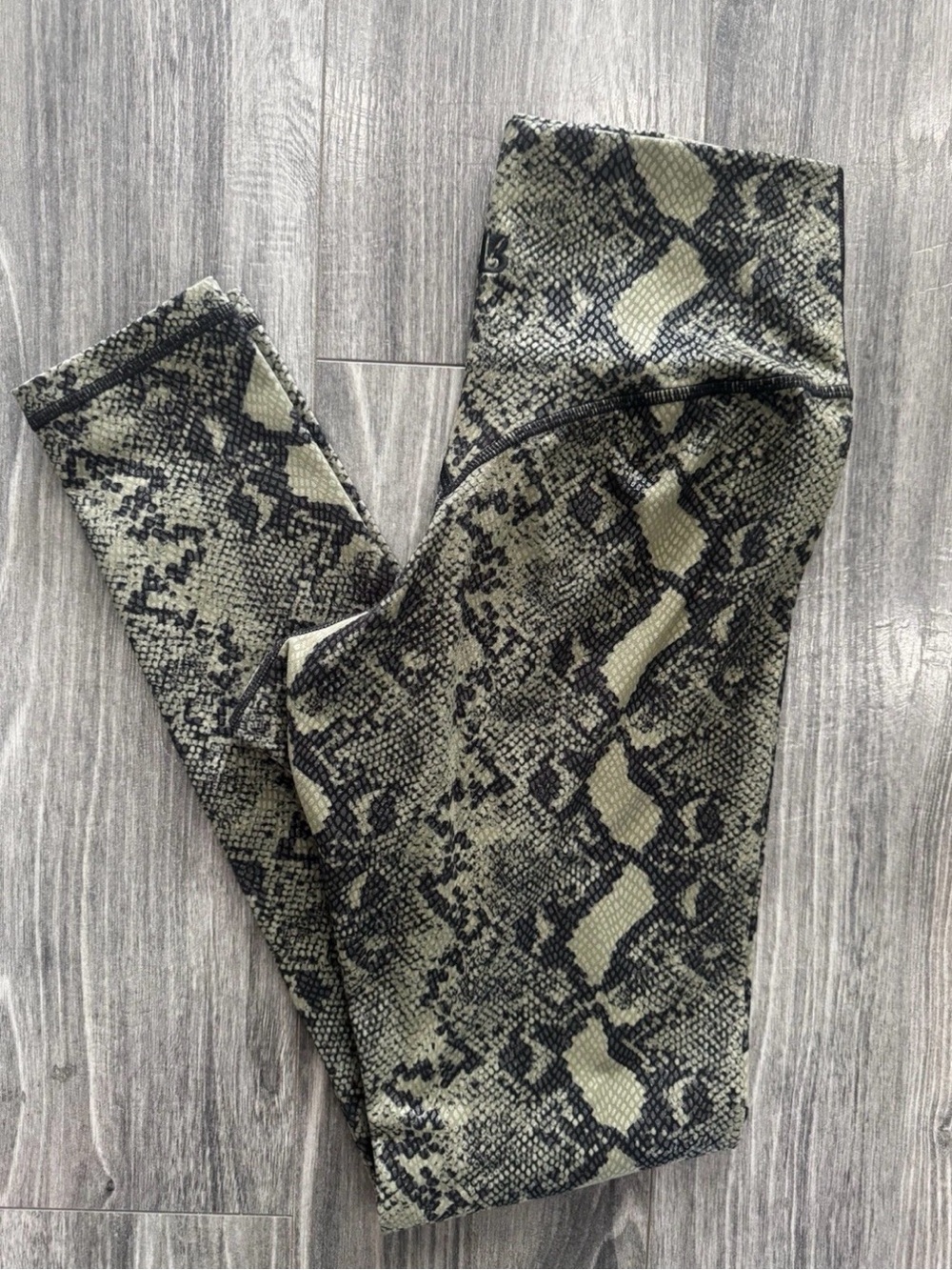 Buffbunny Collection Rebel Small Snake Print High Rise Leggings Green Black
